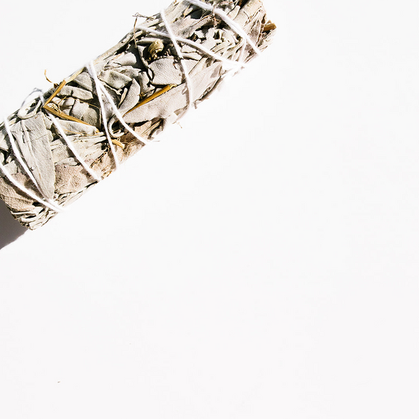 tobacco smudge stick Cedar + Rose earthy aroma and protective properties Amazonian Palo Santo Incense 